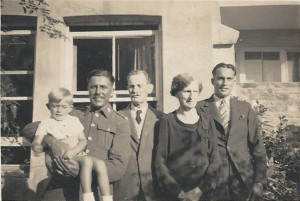 At Park View about 1943. L-R: Arthur holding nephew Derek, grandfather Alfred, grandmother Flora, brother Bill (Derek's Father). Photo by Derek's mother Peggy.