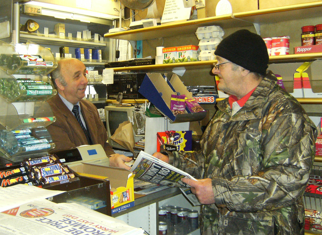 Terry Foord and customer Roger Williams